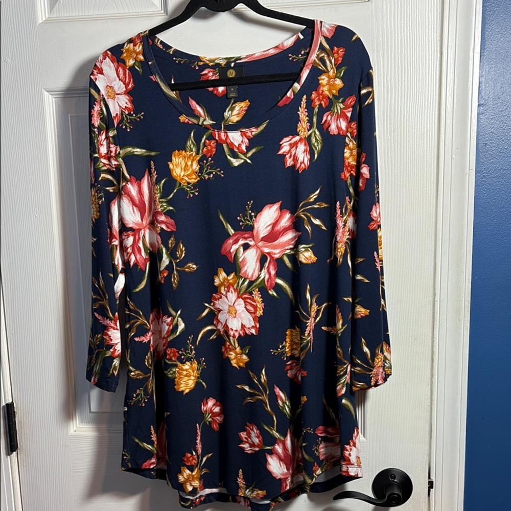 JM Collection Navy Tunic Top with Floral Design XL